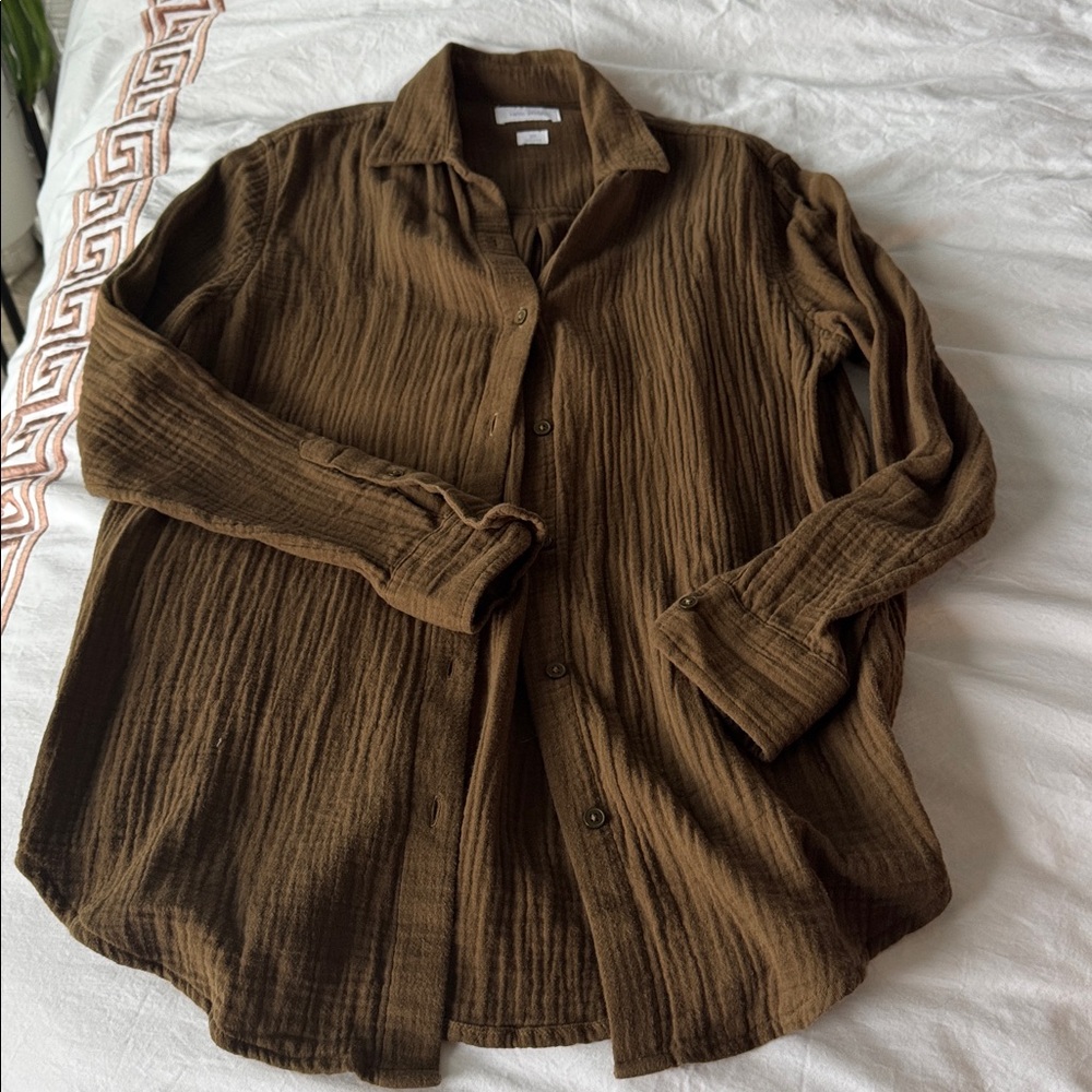 Aritzia shirt